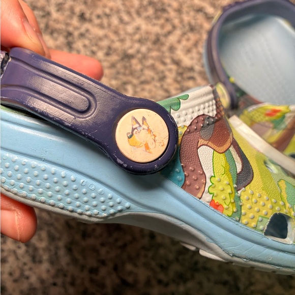 Crocs Bluey 8C classic Clog - Picture 6 of 9